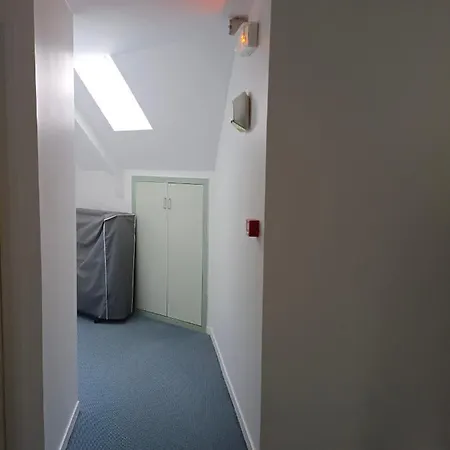 Maison Aux Cerisiers 2*
