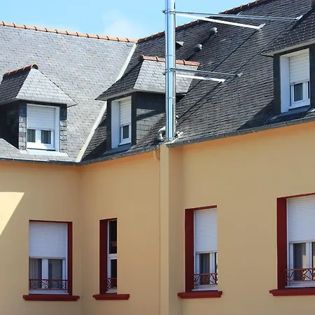 Maison Aux Cerisiers فندق 2*
